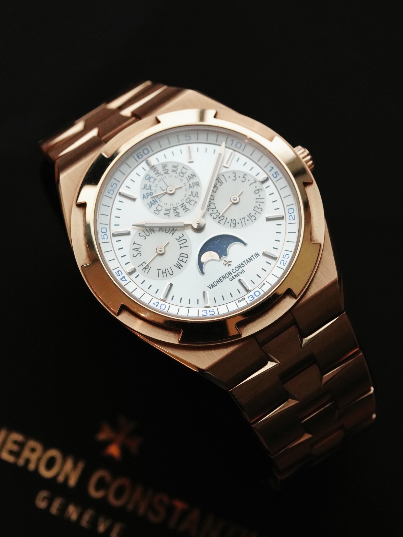 Vacheron Constantin 4300V / 120R-B064 detail 2