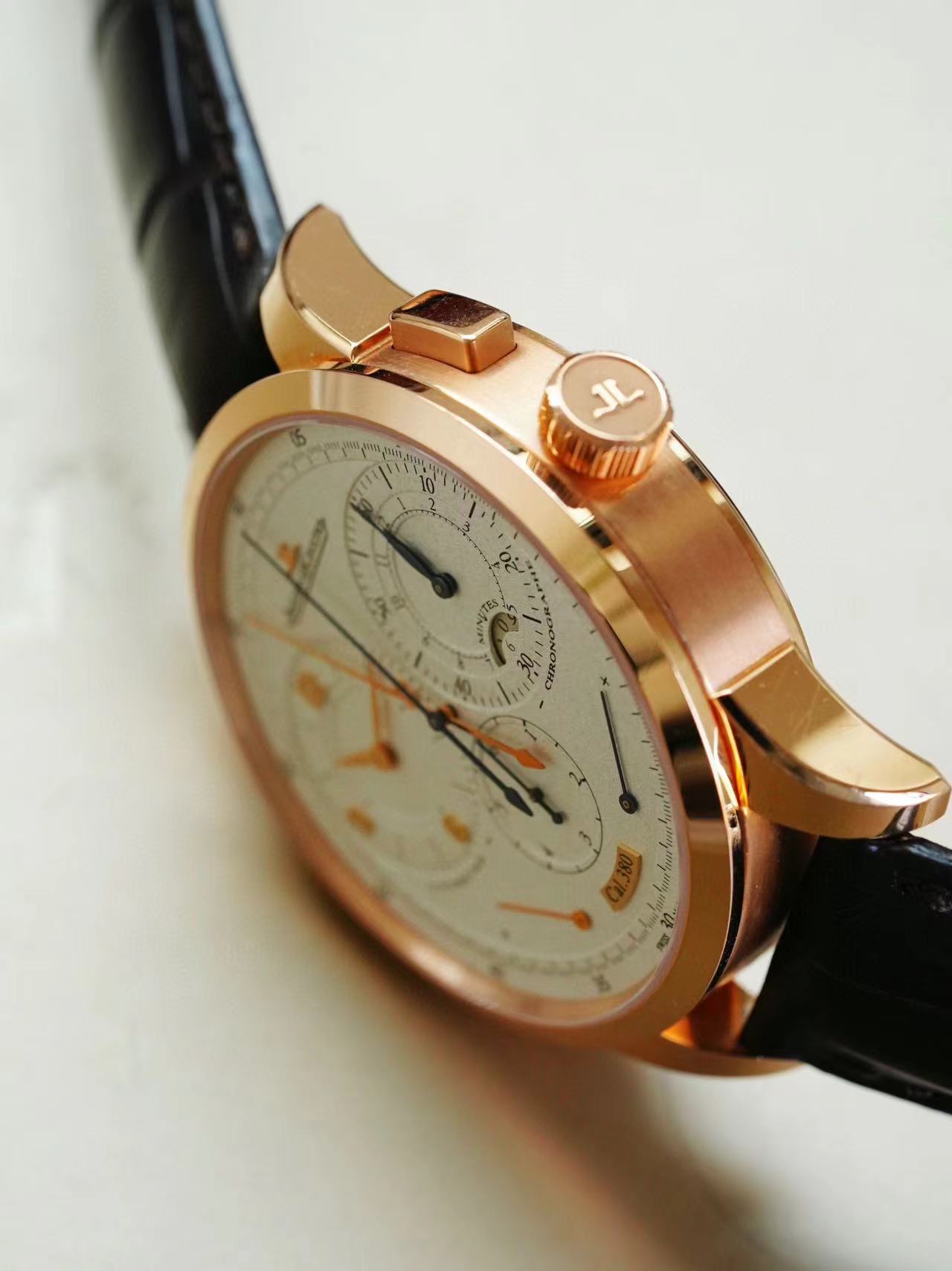 Jaeger-LeCoultre 6012420 detail 4