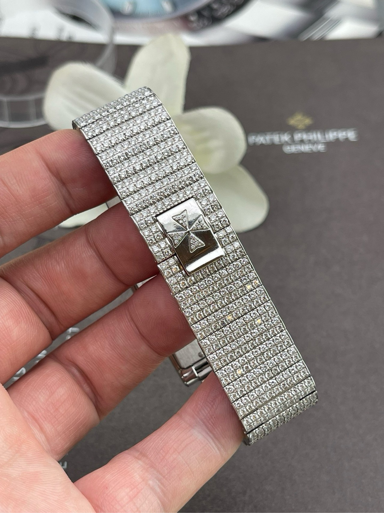 Vacheron Constantin 37670 detail 2