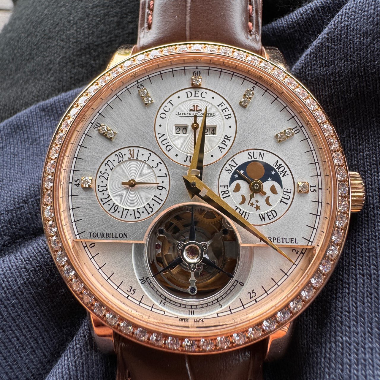 Jaeger-LeCoultre 5042501 detail 1
