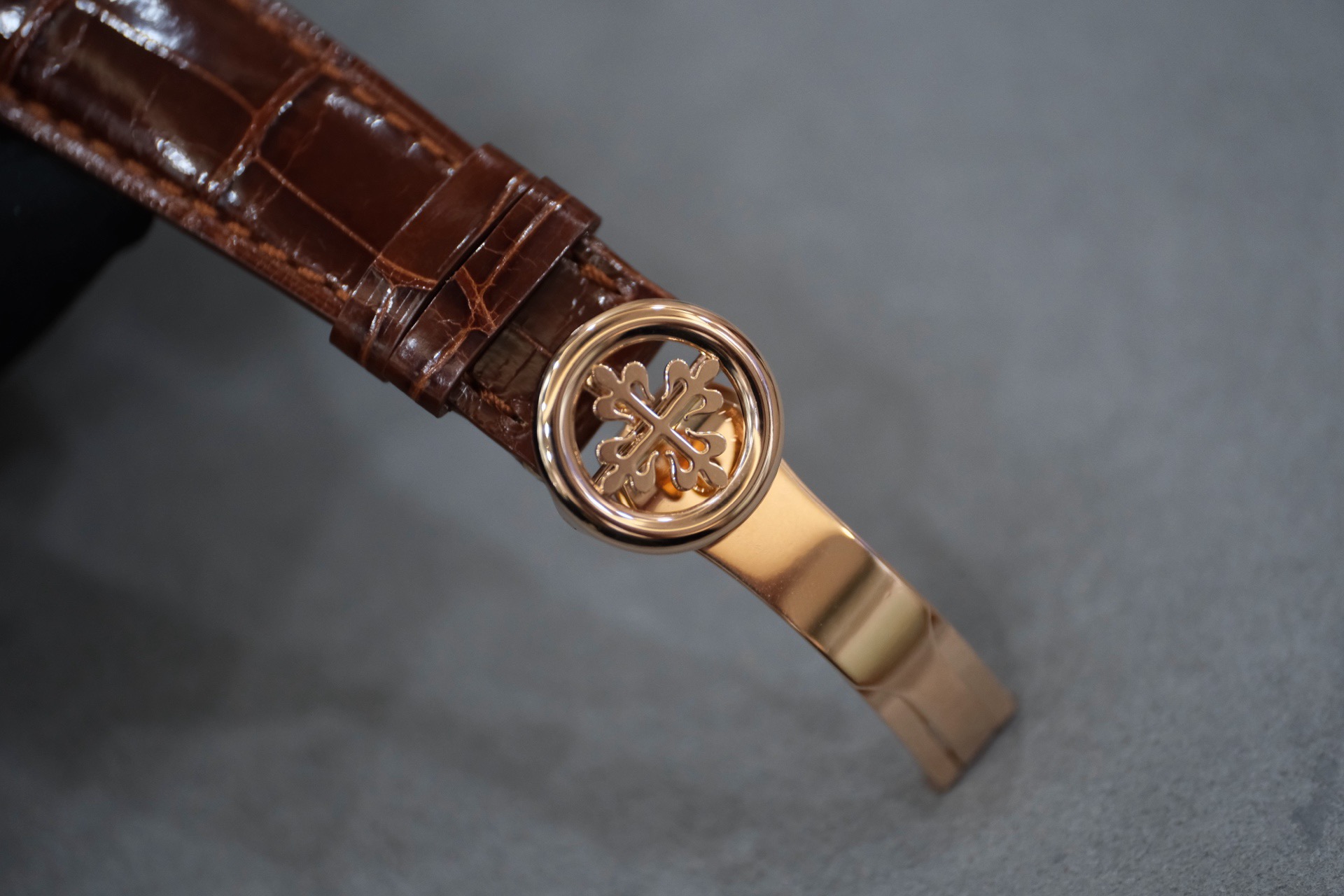 Patek Philippe 5496r-001 detail 4