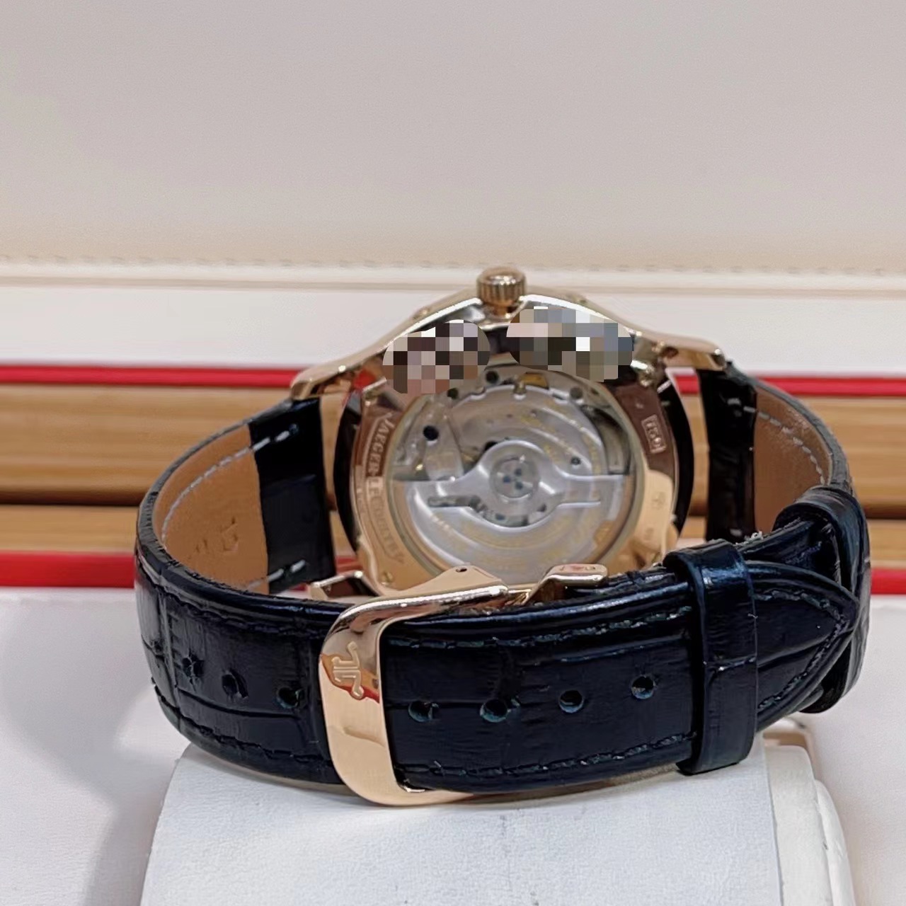Jaeger-LeCoultre Q143242A detail 4