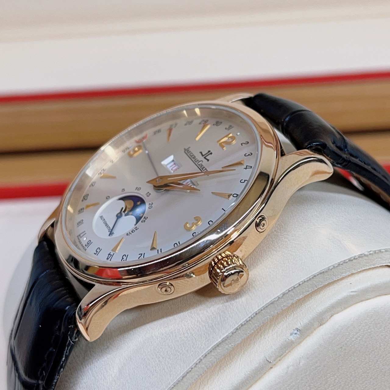 Jaeger-LeCoultre Q143242A detail 3