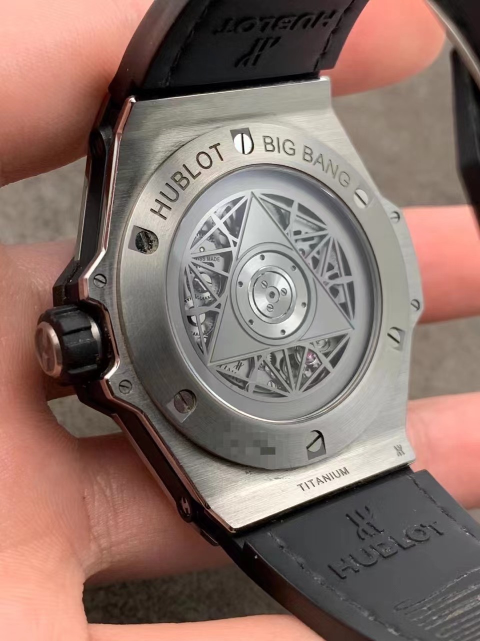 Hublot 415.NX.1112.VR.1704.MXM17 detail 3