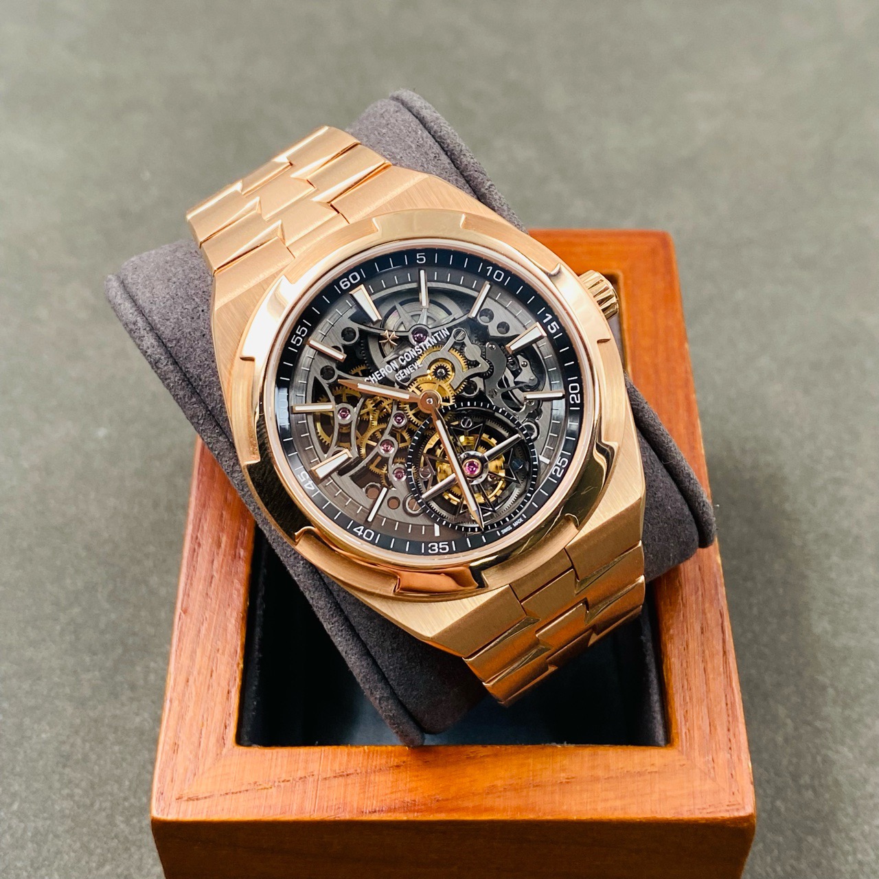 Vacheron Constantin 6000V / 210R-B934 detail 1
