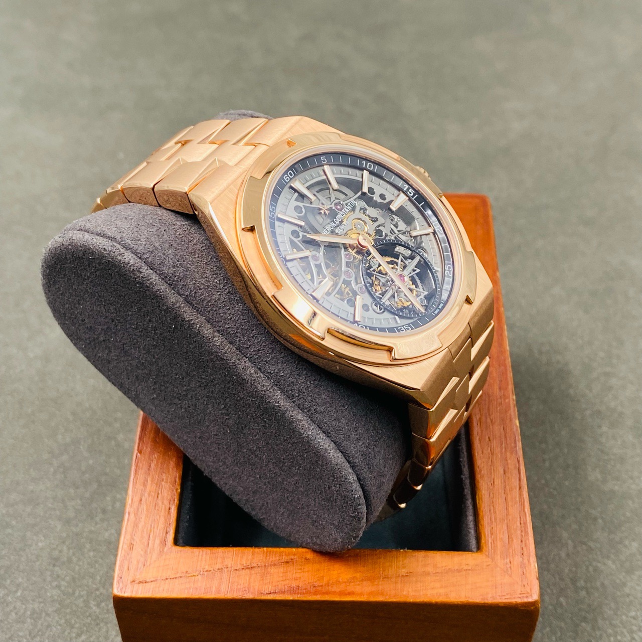 Vacheron Constantin 6000V / 210R-B934 detail 2