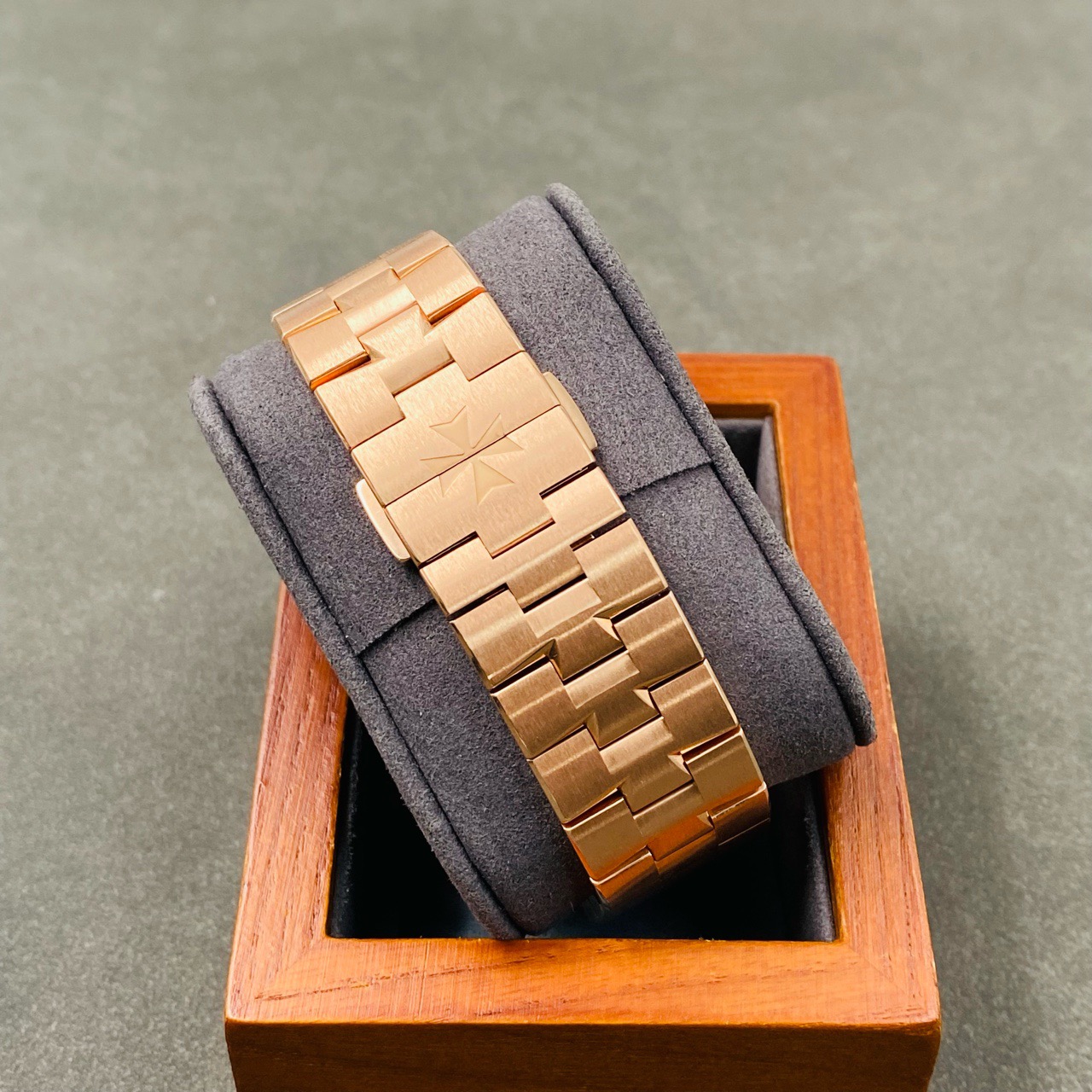 Vacheron Constantin 6000V / 210R-B934 detail 6
