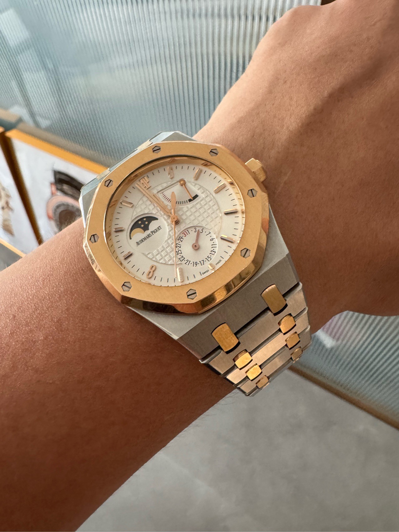 Audemars Piguet 26168SR.OO.1220SR detail 4