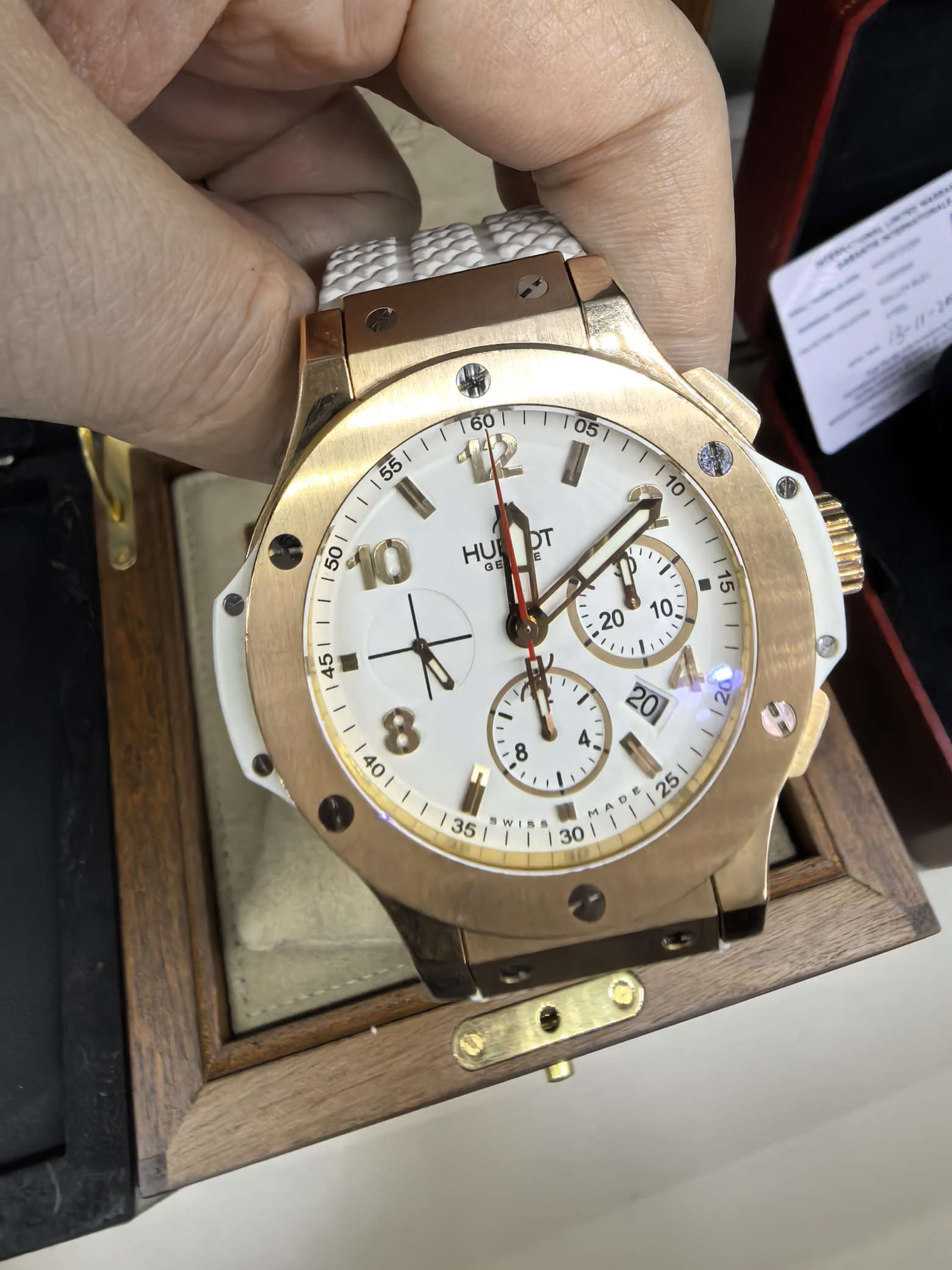 Hublot 301.PE.230.RW