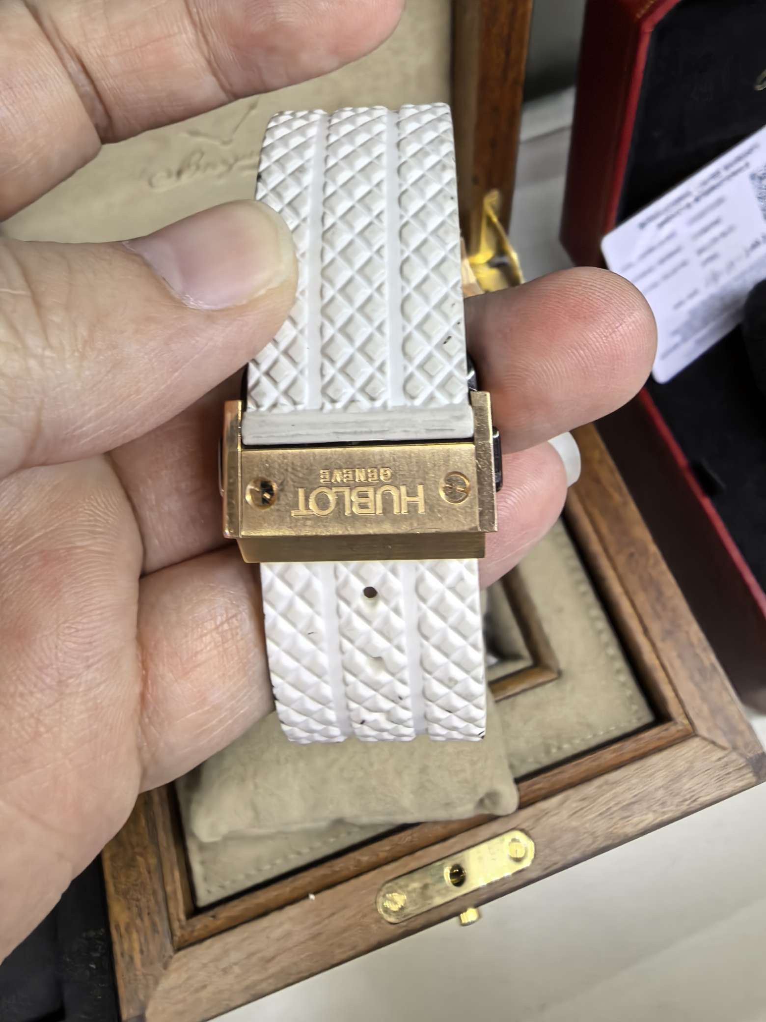 Hublot 301.PE.230.RW detail 1