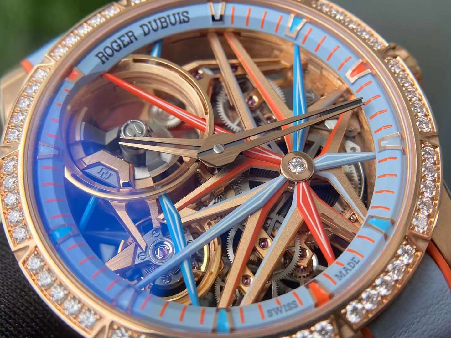 Roger Dubuis RDDBEX1037 detail 1