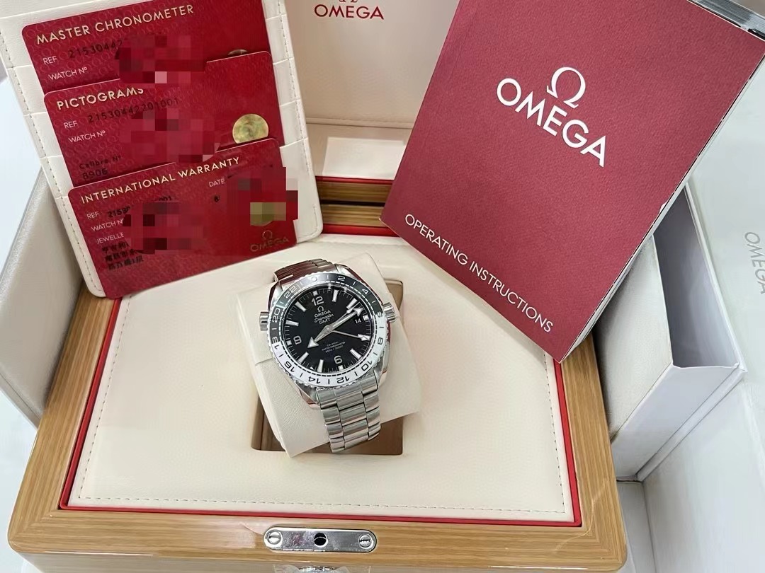Omega 215.30.44.22.01.001 detail 7