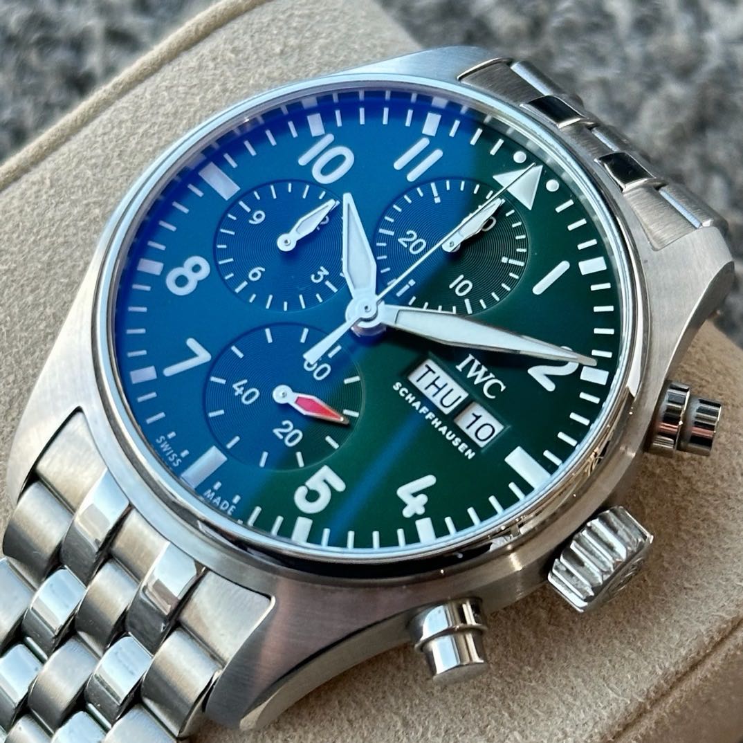 IWC IW388104 detail 1