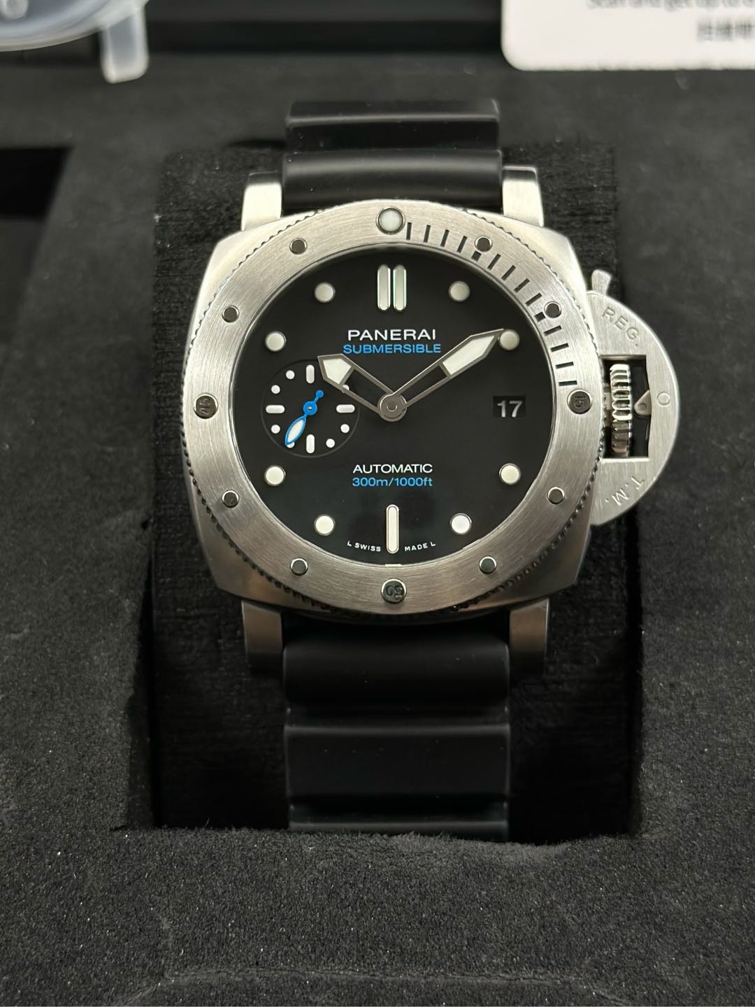 Panerai PAM00973 detail 1