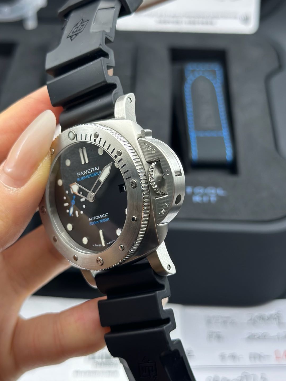 Panerai PAM00973 detail 3