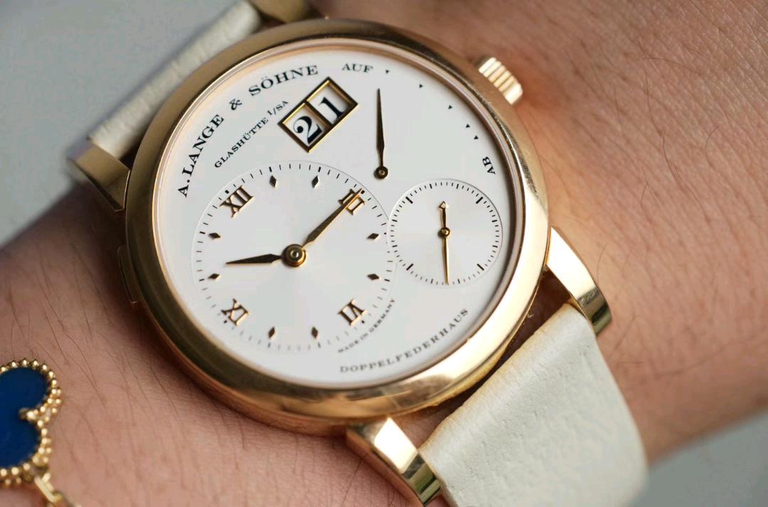 A. Lange & S&ouml;hne 101.032 detail 2