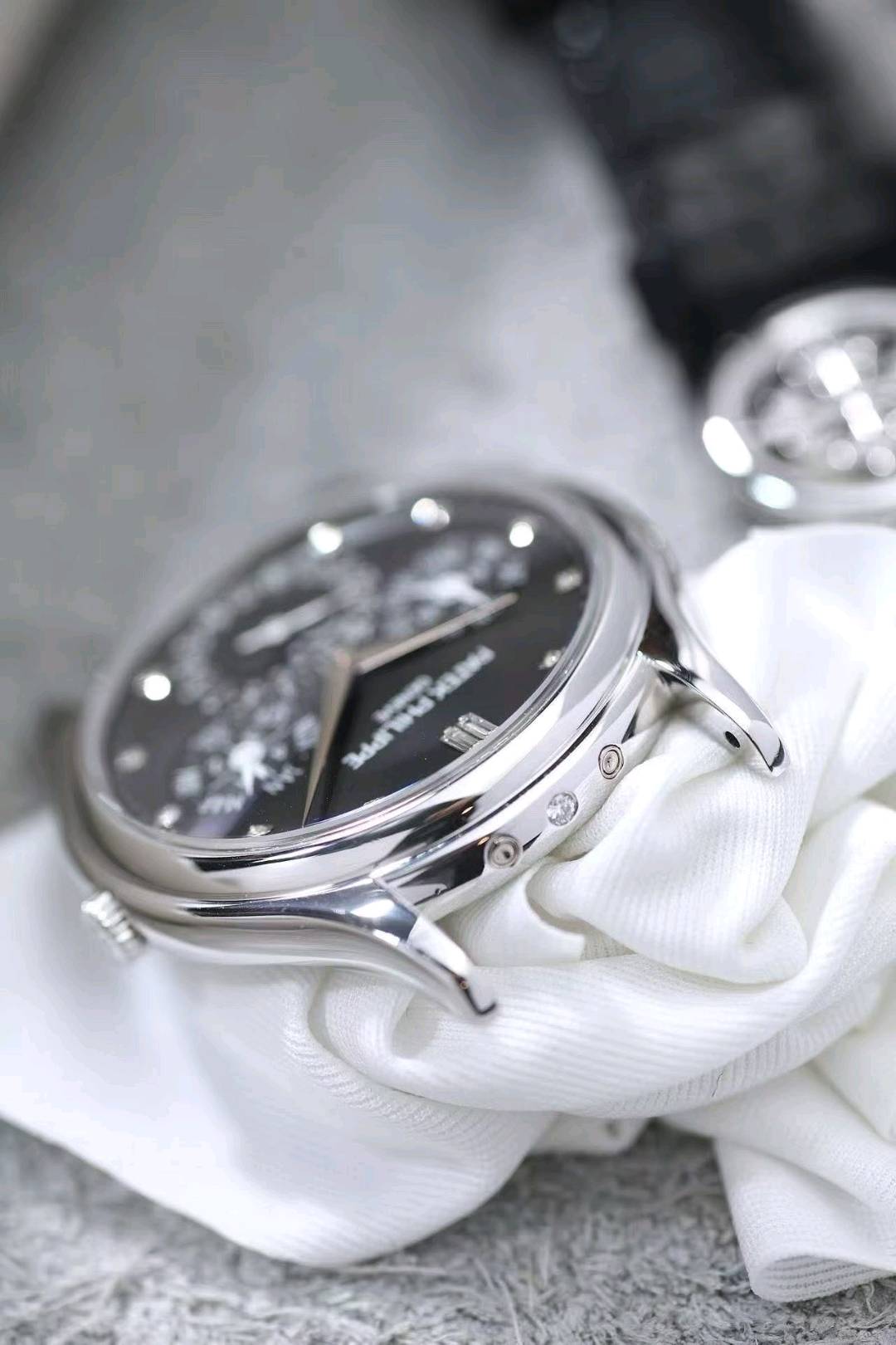 Patek Philippe 5140P-013 detail 7