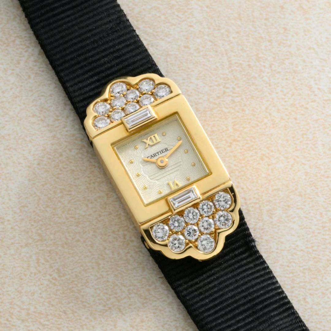 Cartier 1705 detail 4