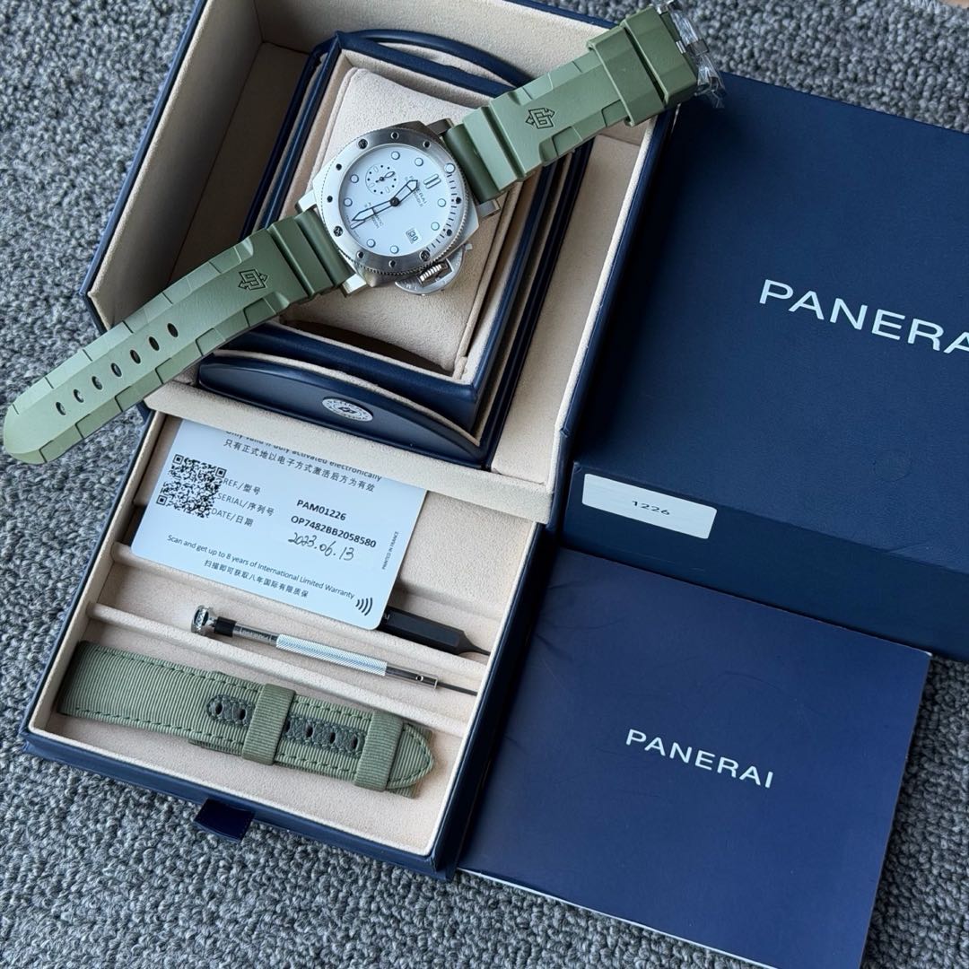 Panerai PAM01226