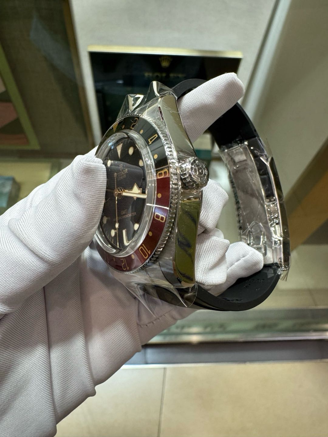 Tudor 7939 detail 1