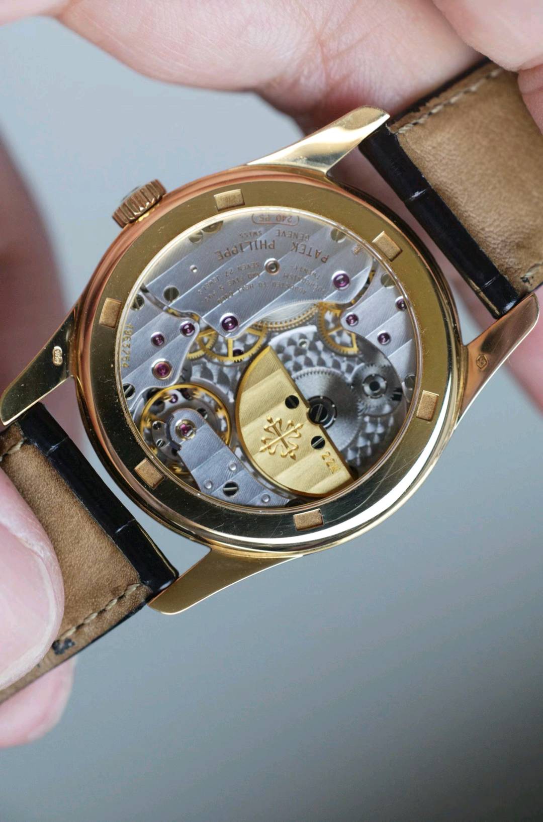 Patek Philippe Ref.5000J detail 3