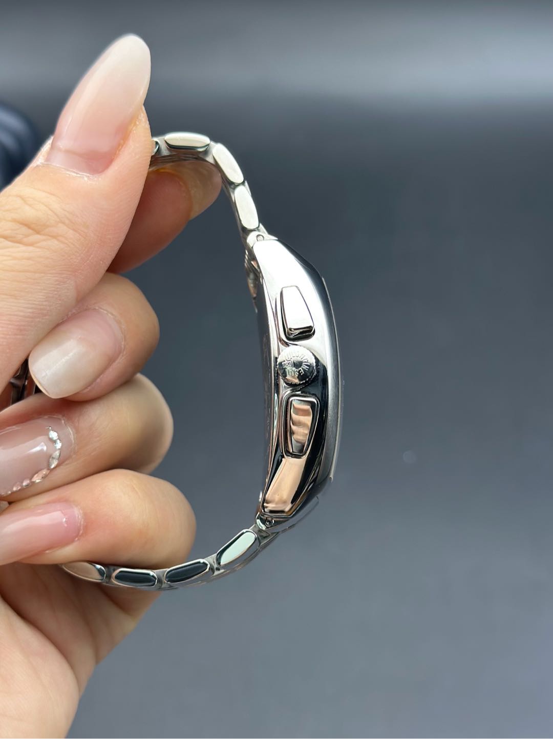 Longines L2.156.4.73.6 detail 3