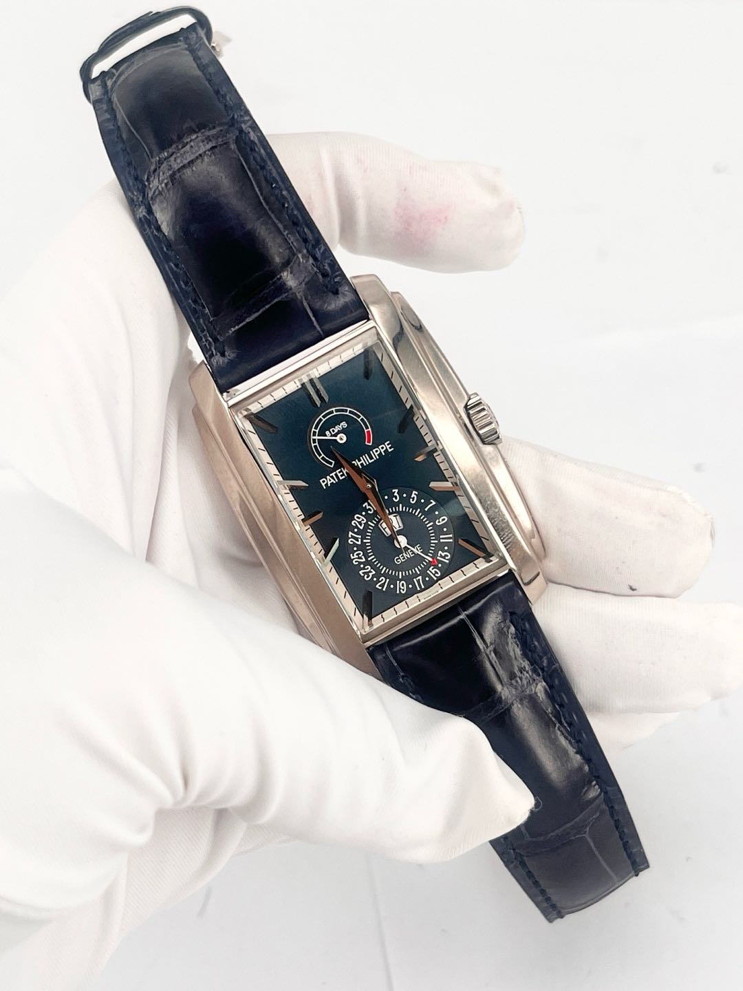 Patek Philippe 5200G detail 1