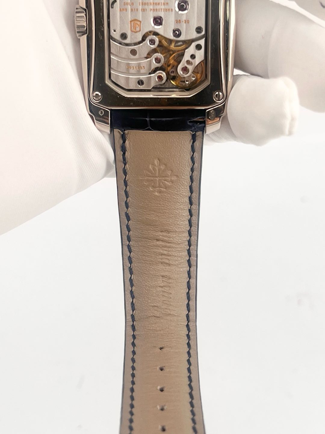 Patek Philippe 5200G detail 8
