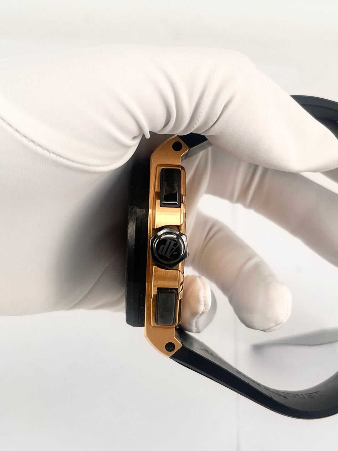 Audemars Piguet 26062OR detail 3