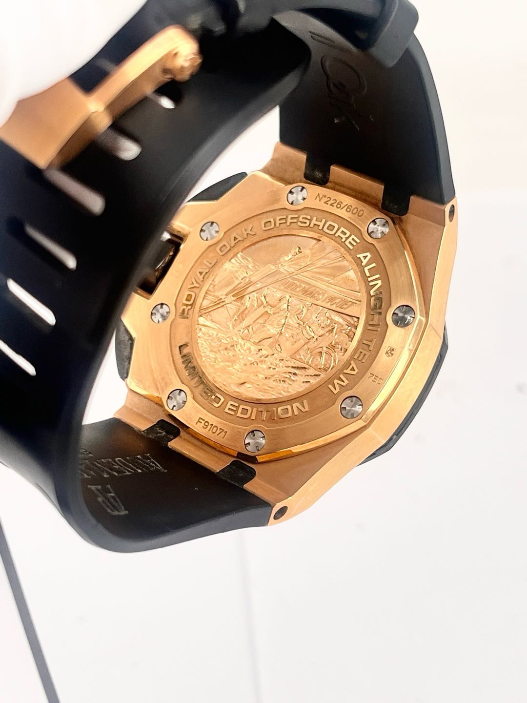 Audemars Piguet 26062OR detail 4