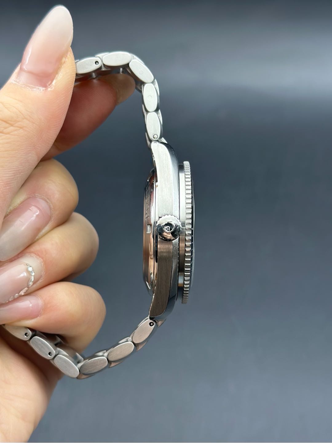 Omega 2201.51.00 detail 3