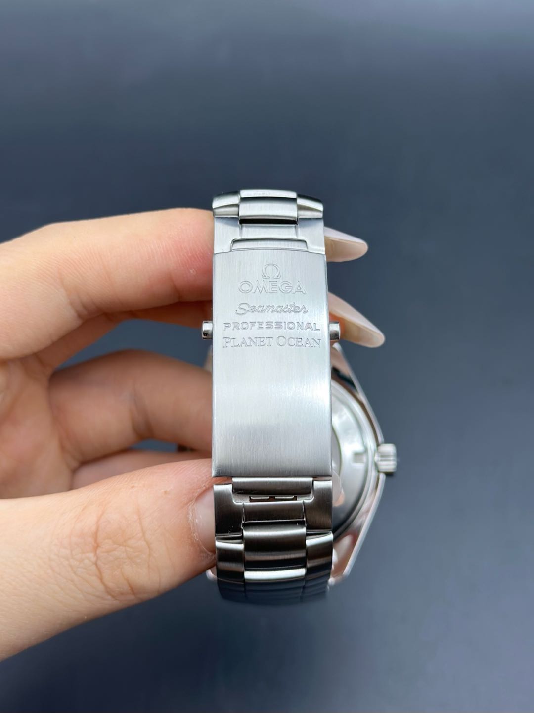 Omega 2201.51.00 detail 4