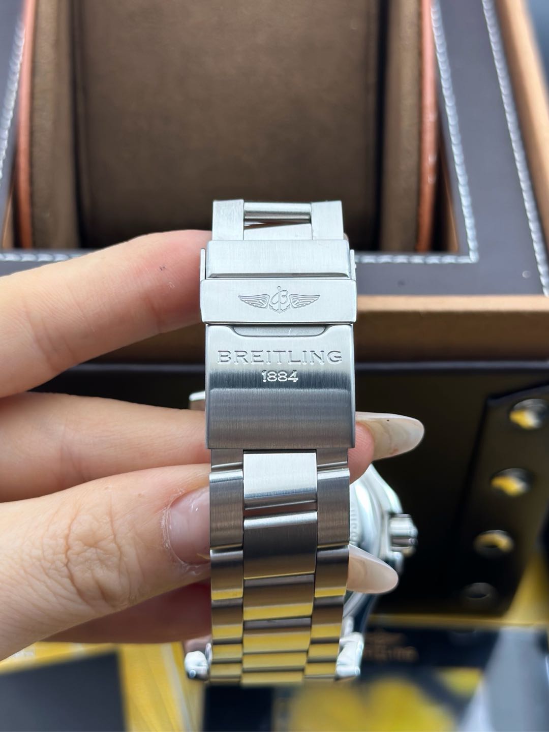 Breitling Y1739310-BF45-162A detail 4