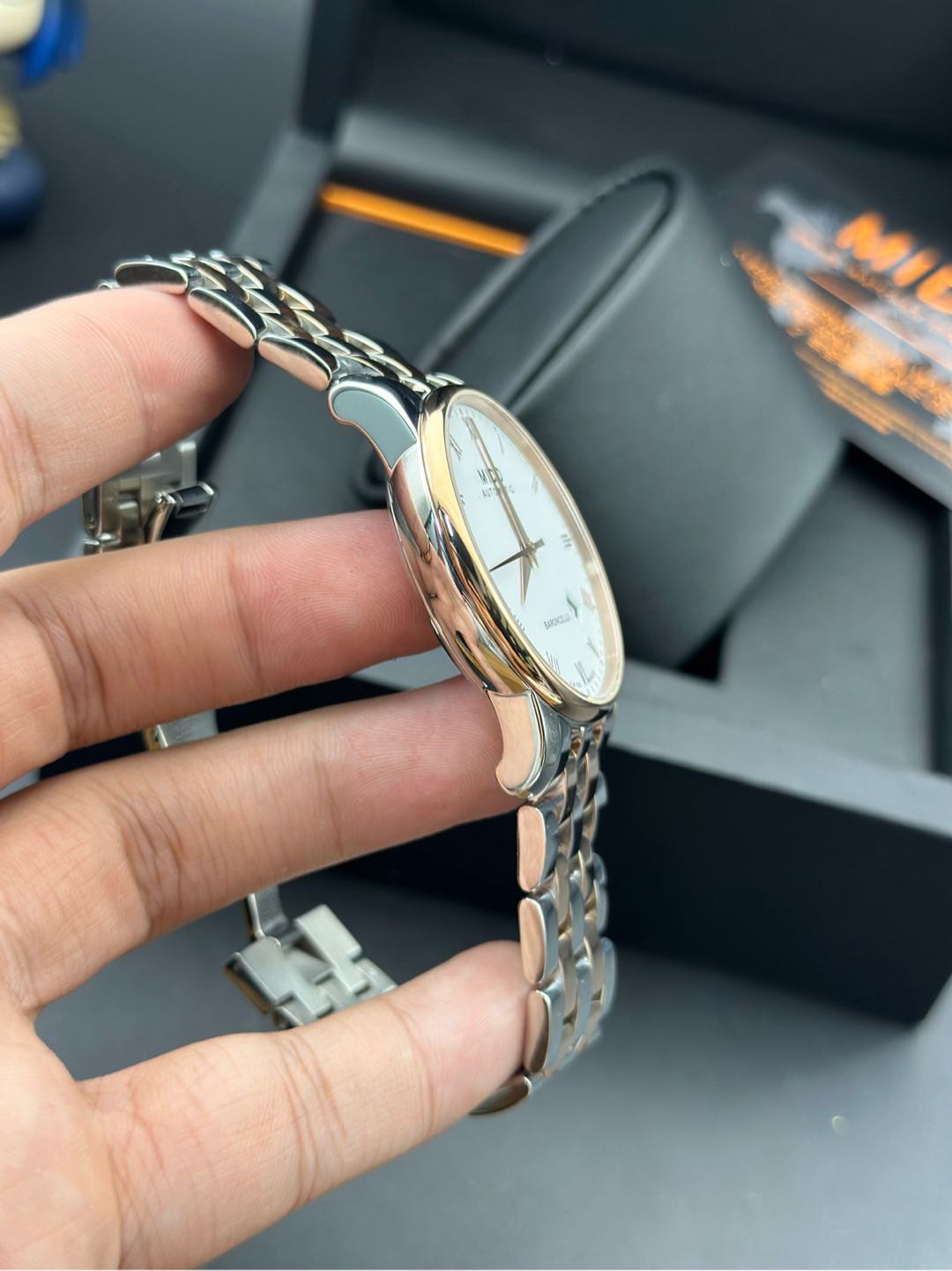 Mido M8600.9.N6.1 detail 2