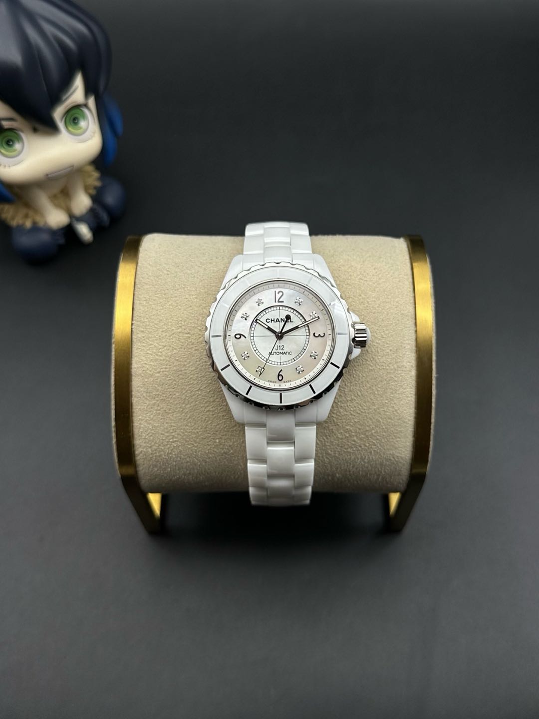 Chanel H2423 detail 1