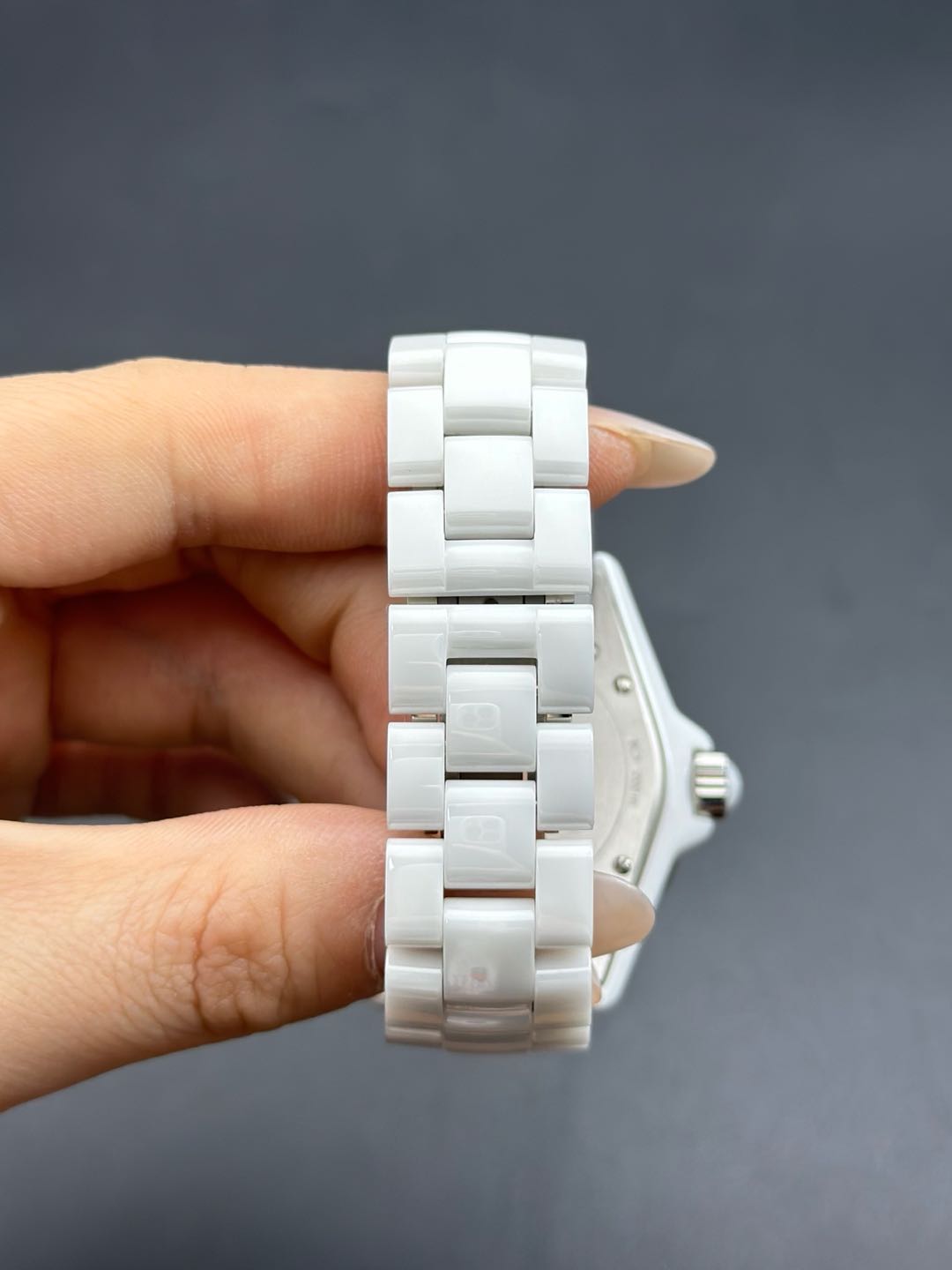 Chanel H2423 detail 4