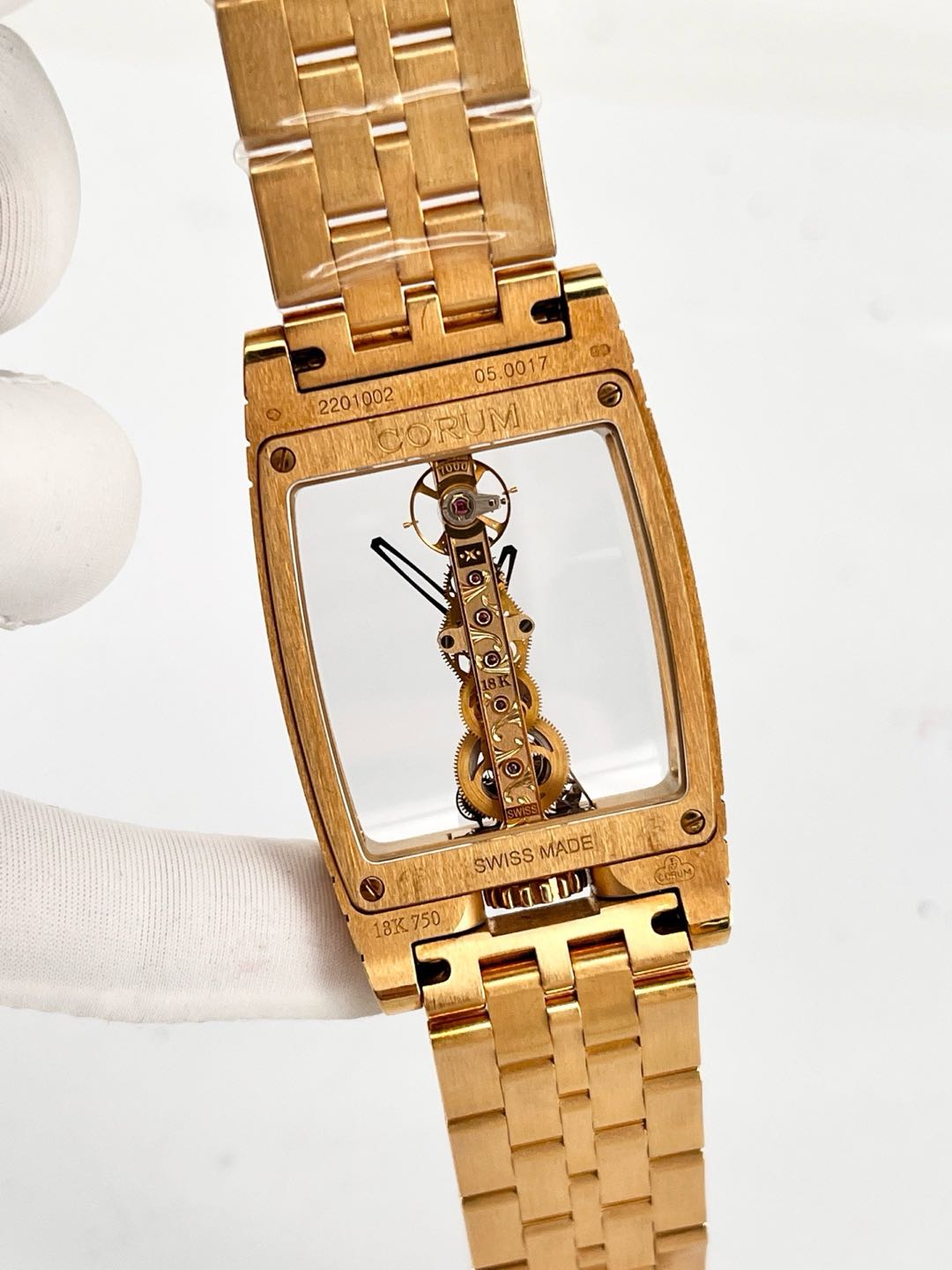 Corum 113.751.65 detail 7