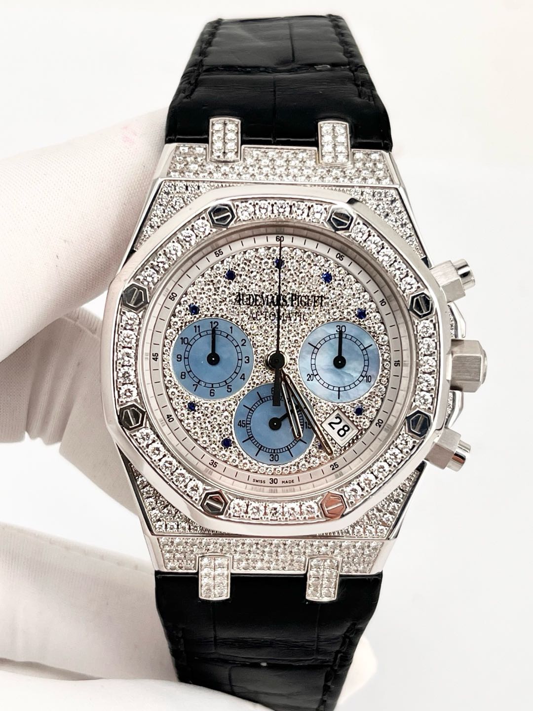 Audemars Piguet 26068BC.ZZ.D002CR.01