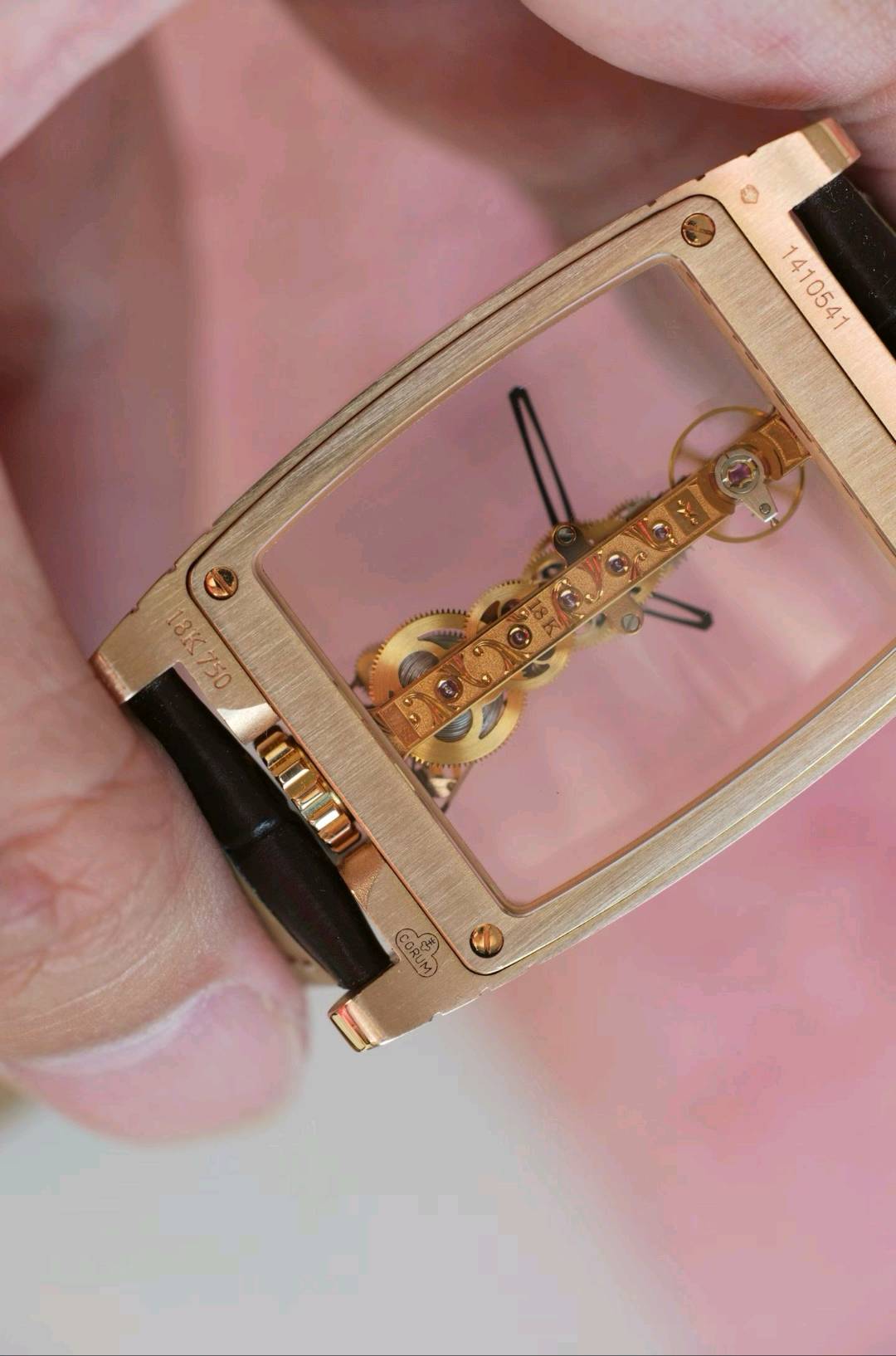 Corum 113.550.56 / 0001 0000J detail 5