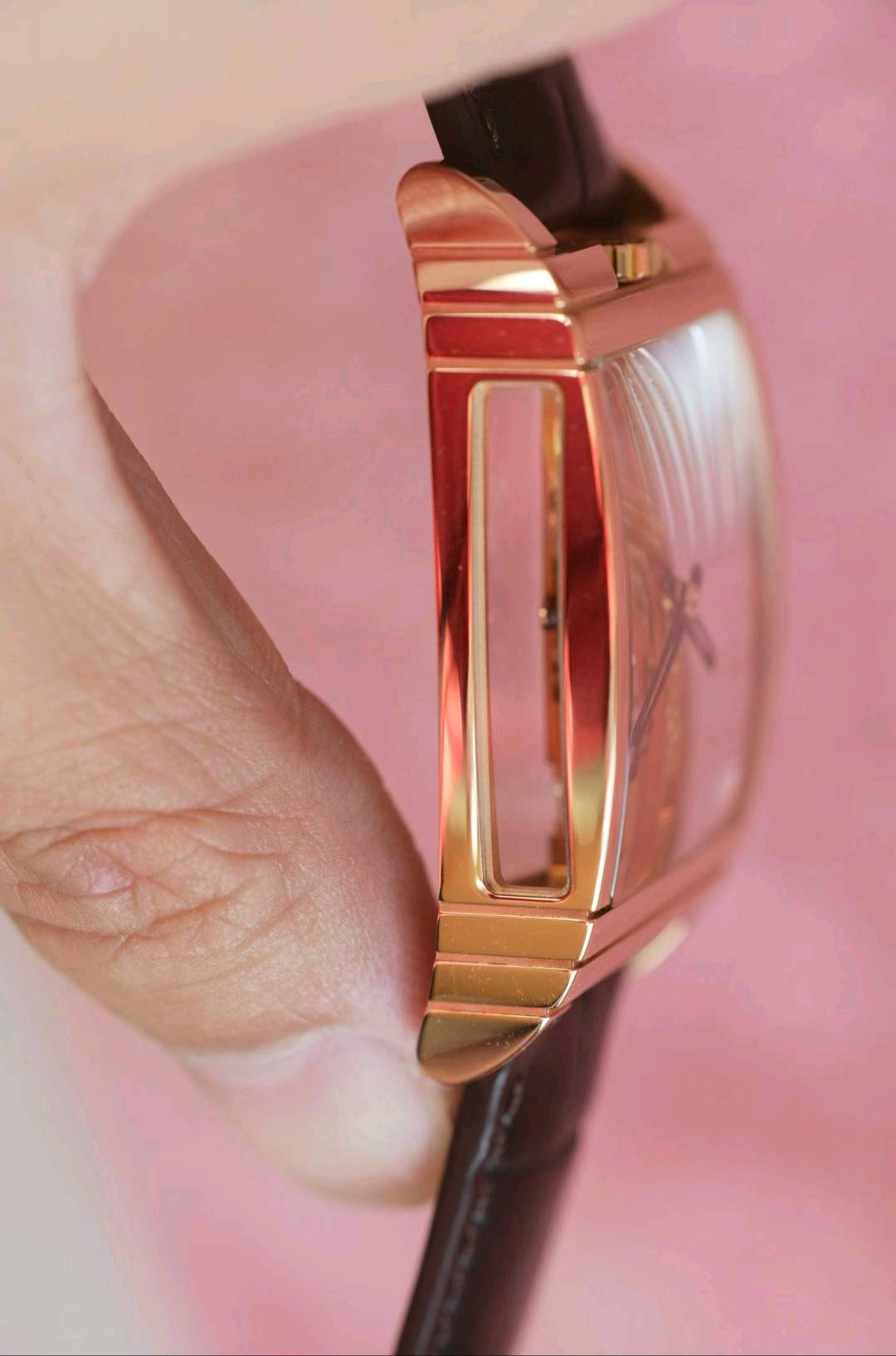 Corum 113.550.56 / 0001 0000J detail 7