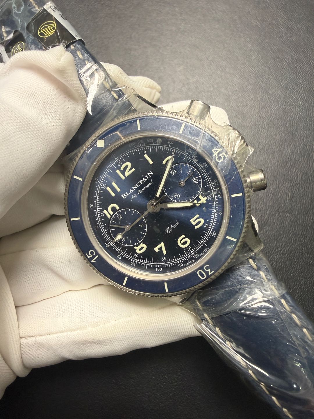 Blancpain AC03-12B40-63B detail 2