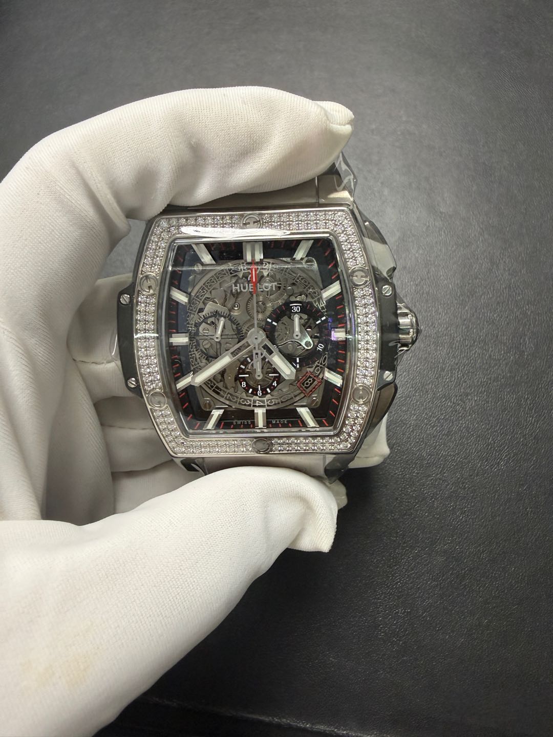 Hublot 601.NX.0173.LR.1104