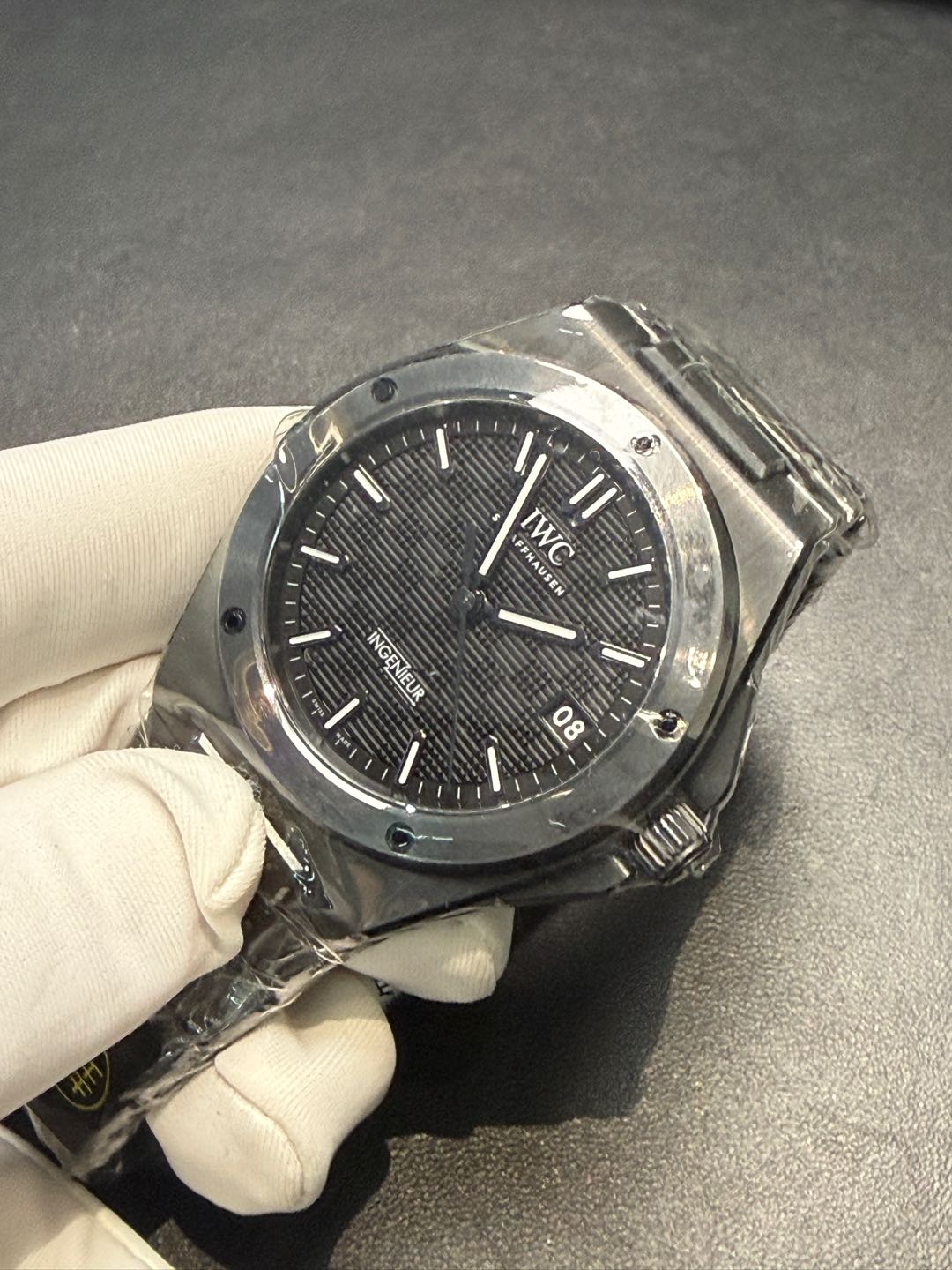 IWC 338903 detail 1