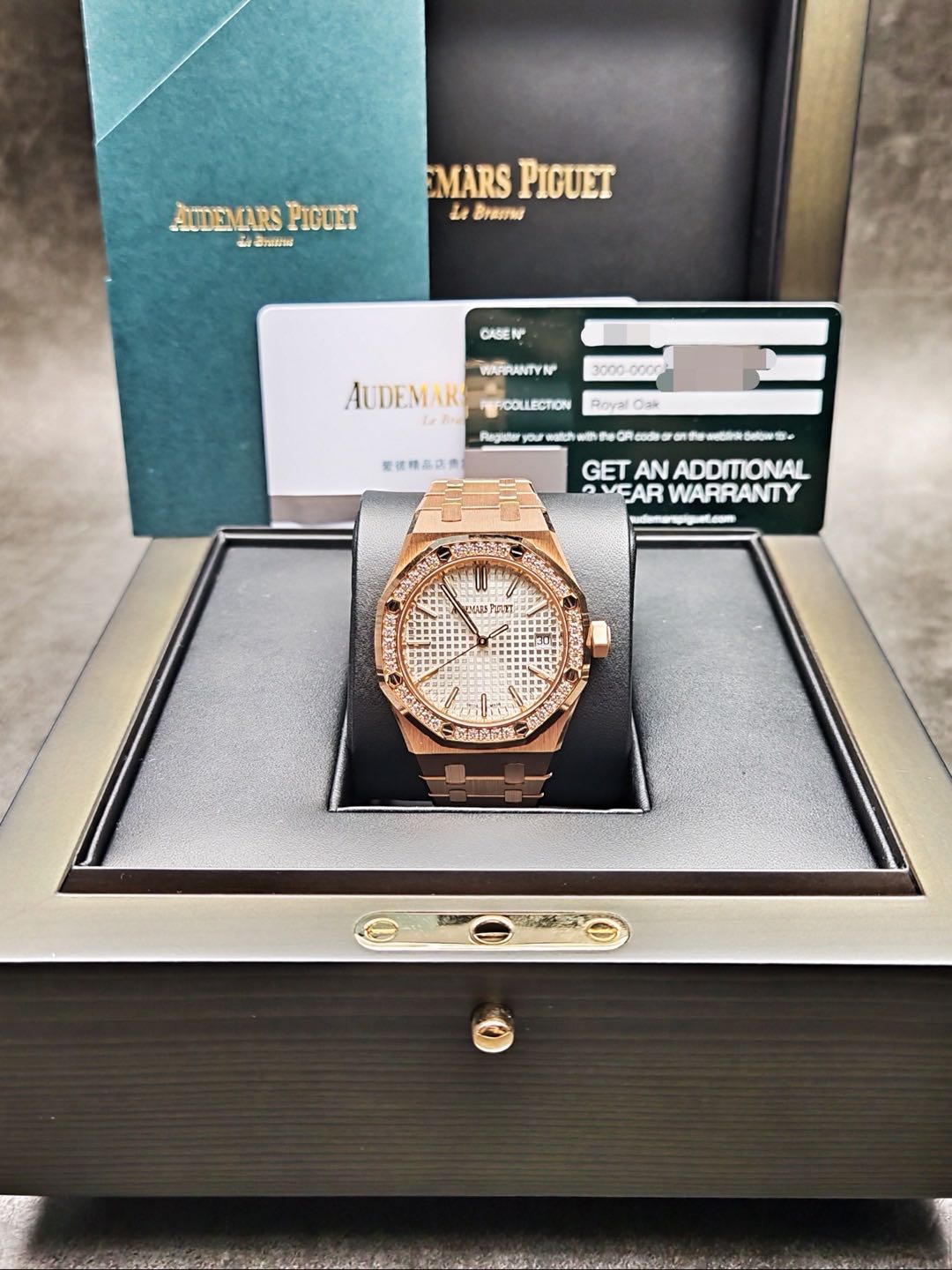 Audemars Piguet 15551OR.ZZ.1356OR.04 detail 8