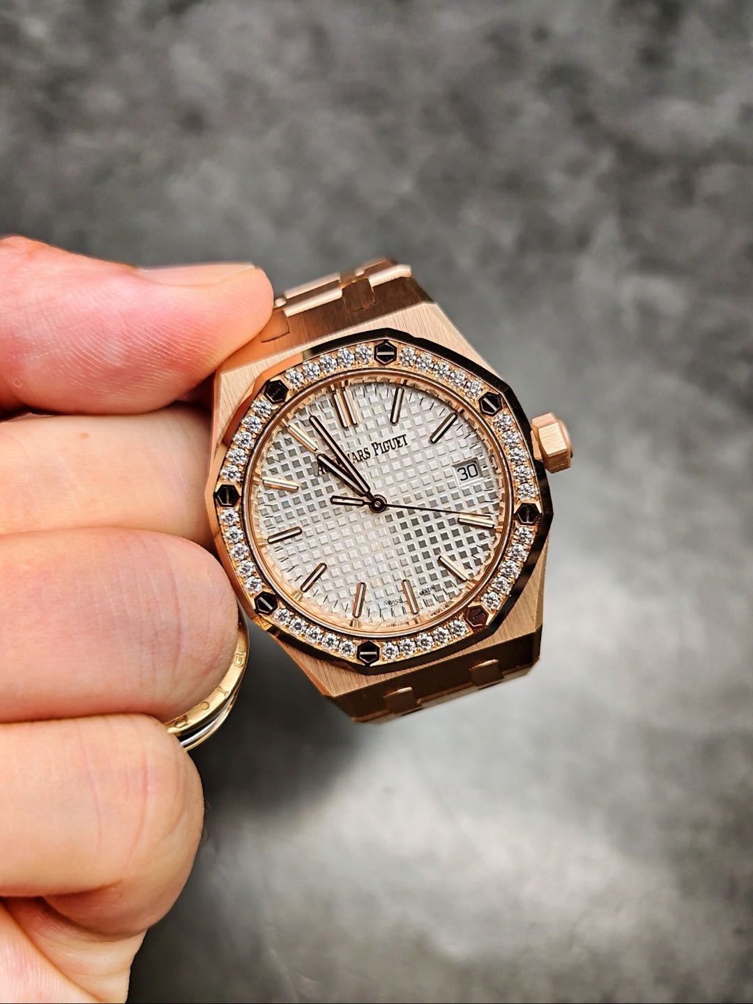 Audemars Piguet 15551OR.ZZ.1356OR.04
