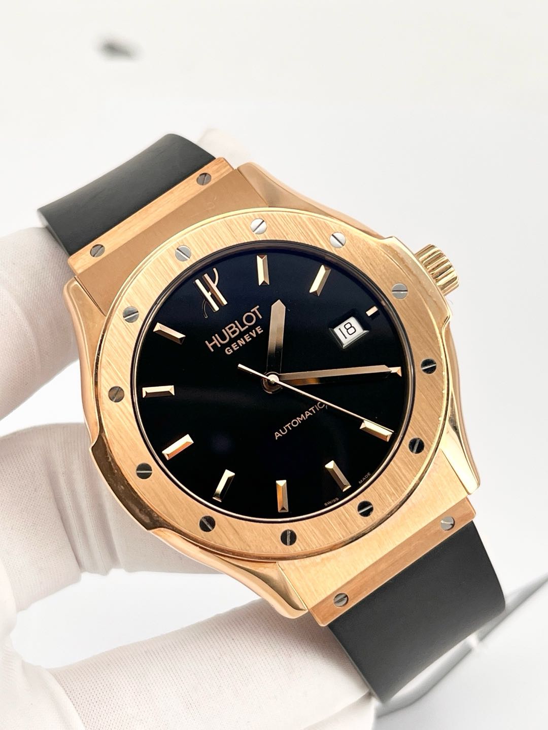 Hublot 1915.NE.10.7 detail 1