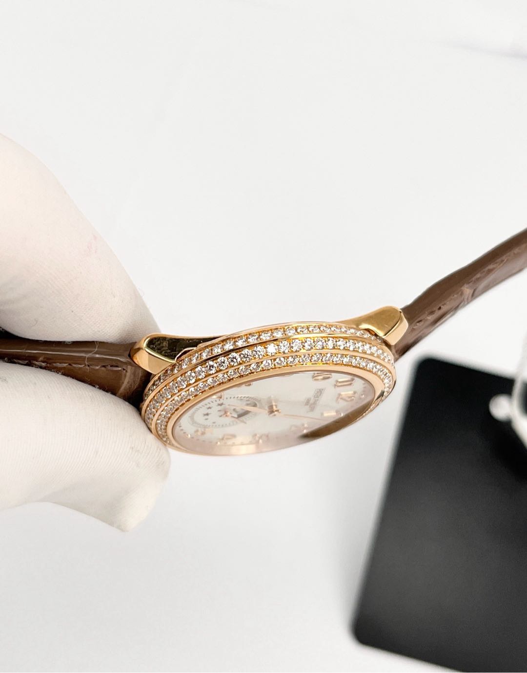 Patek Philippe 4968R-001 detail 4