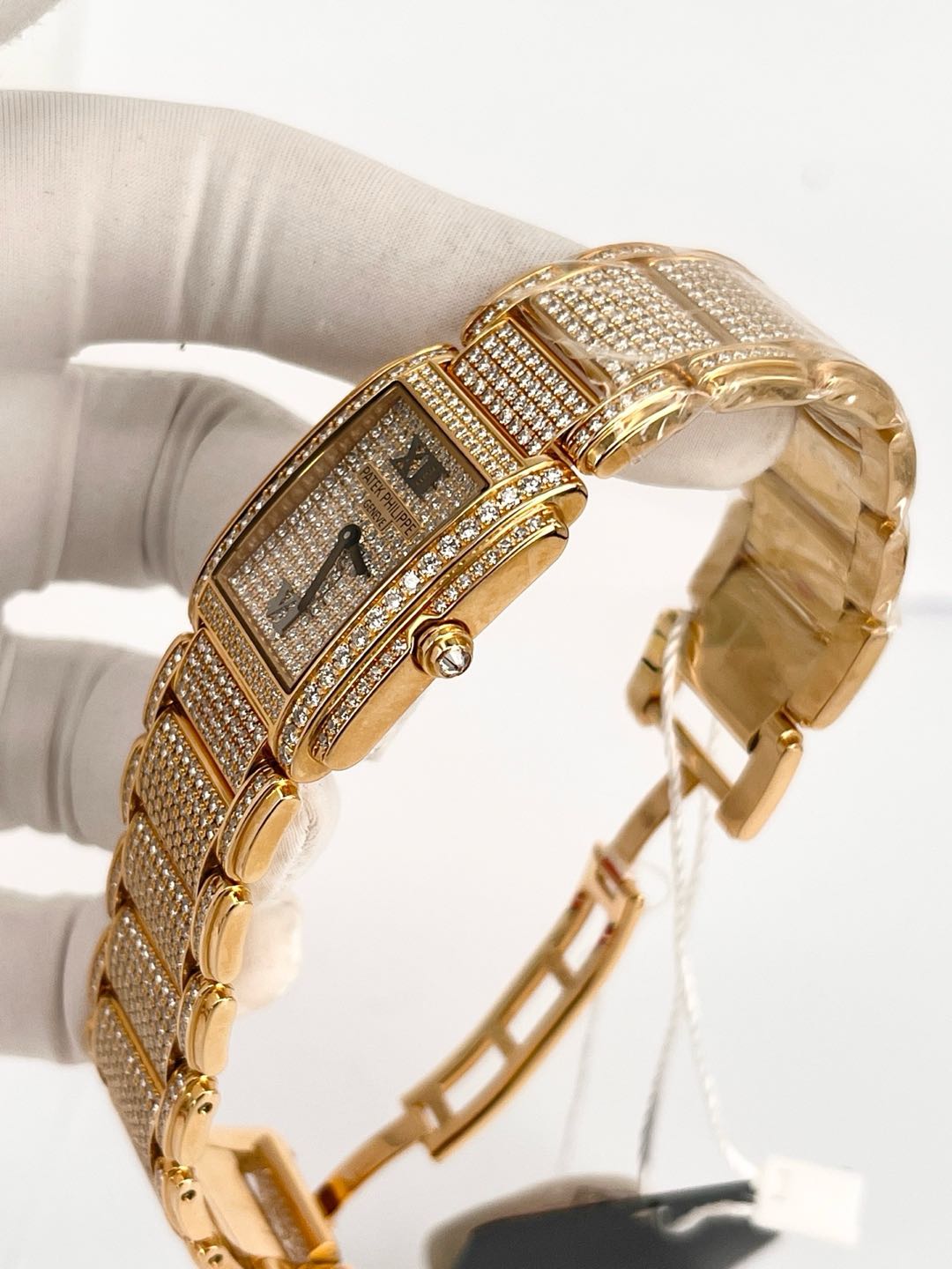 Patek Philippe 4908 / 50R-012 detail 2