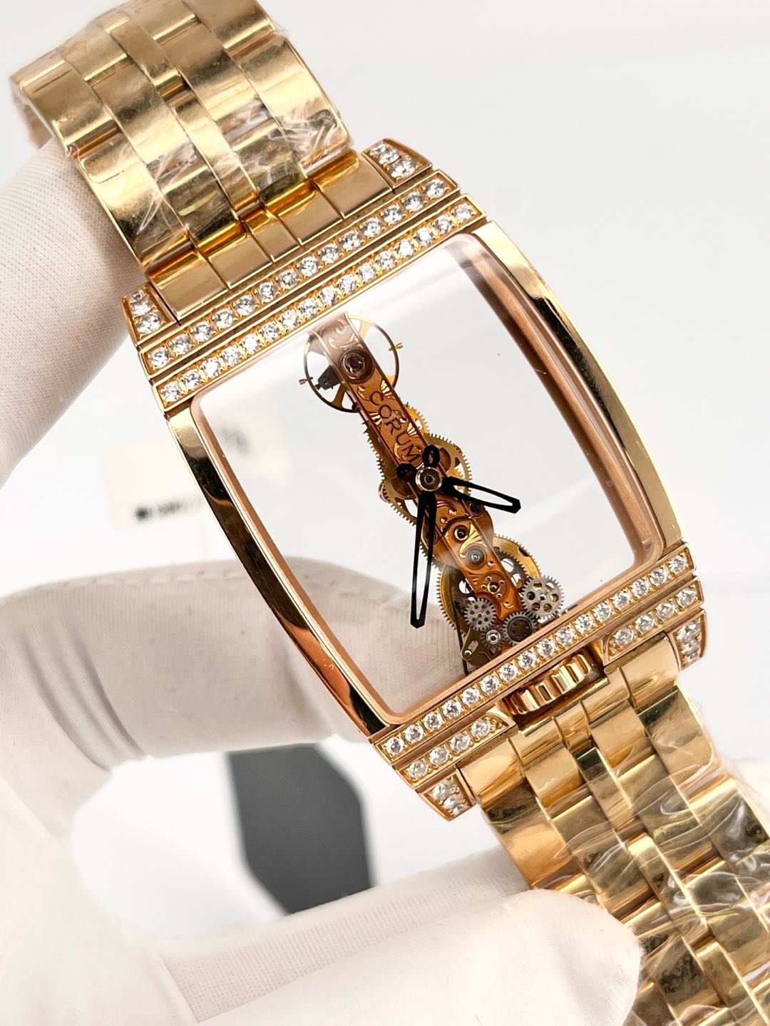 Corum 113.751.85 / M600 0000 detail 1