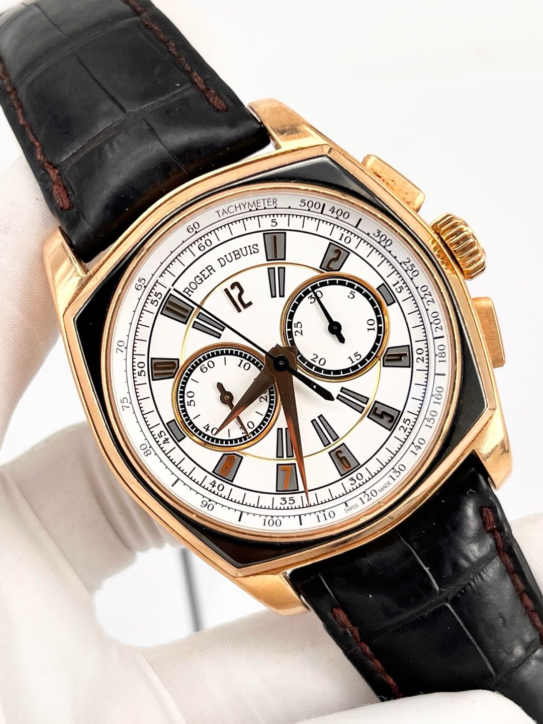 Roger Dubuis RDDBMG0008 detail 1